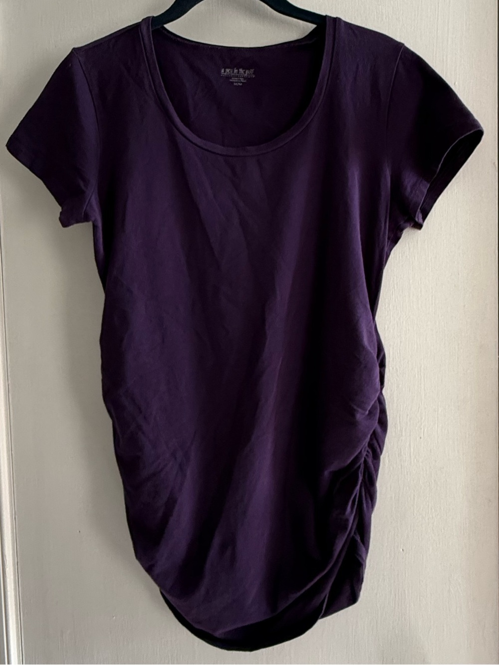 A Pea in the Pod Purple Scoop Neck Maternity Tee with Side Ruching Size M